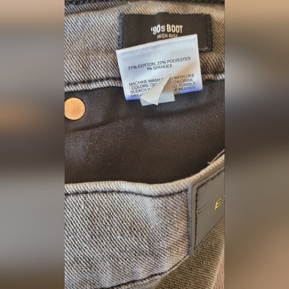 Express NWT $80 Women's Light Gray 90's Boot High Rise Torn Edge Denim Jeans 4R - Picture 9 of 13